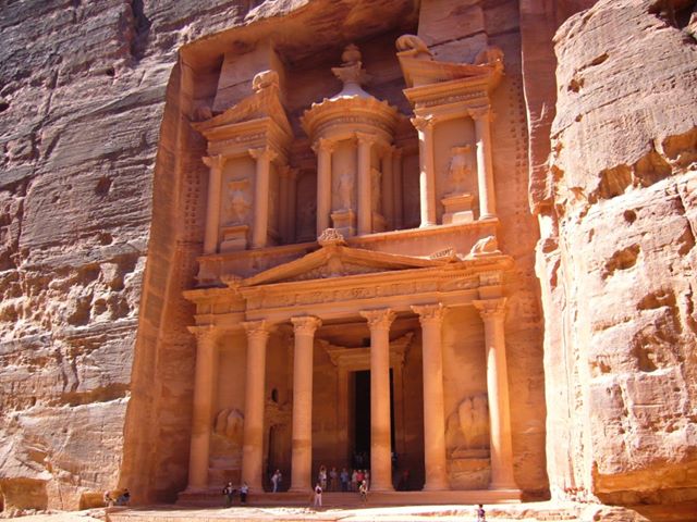 PyramidsTravel_GizehPyramids